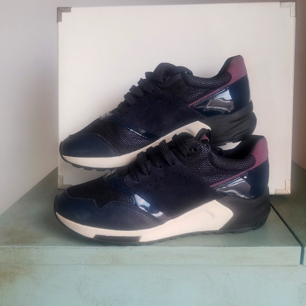 Geox Sneaker Size 9